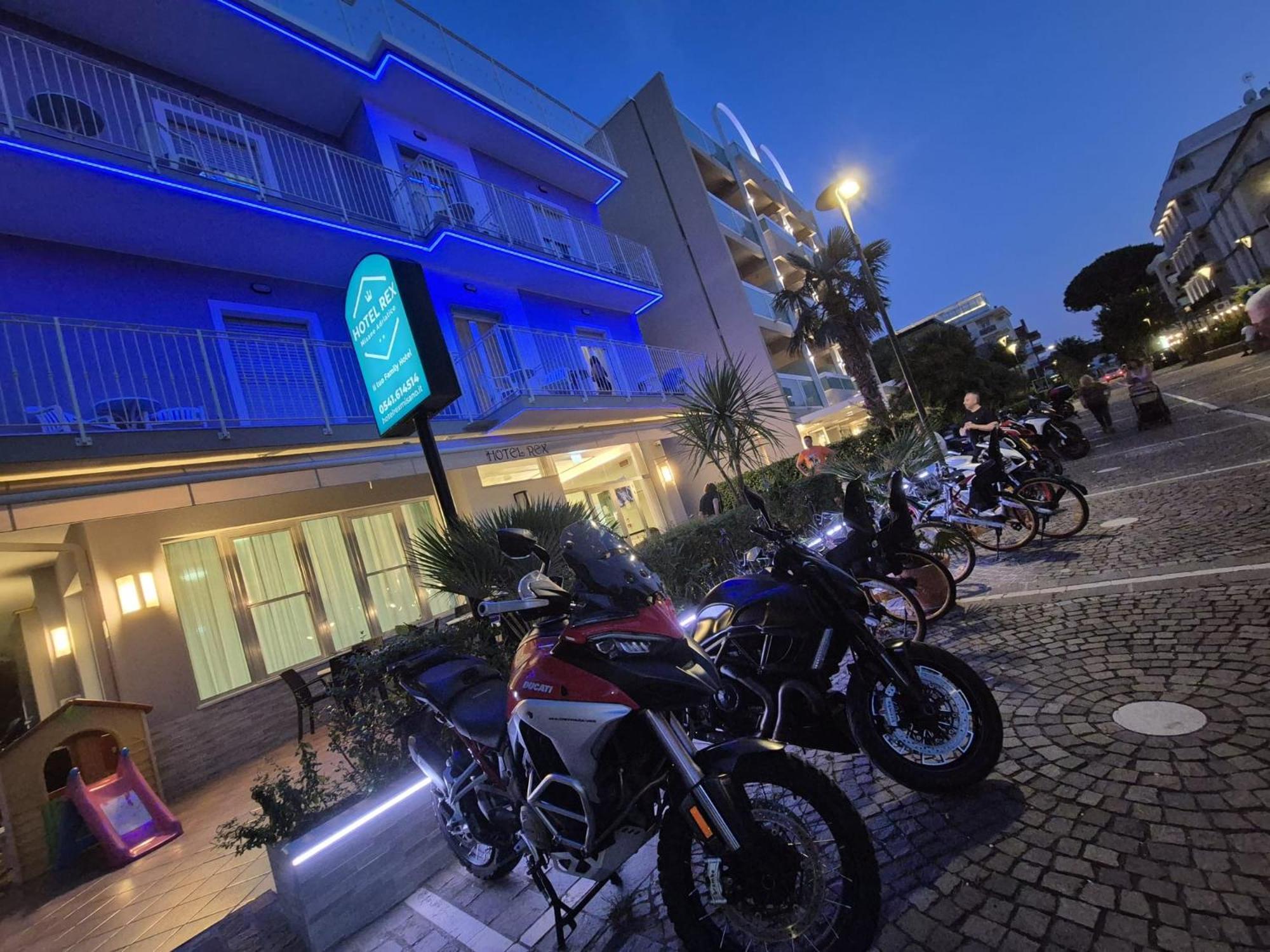 Hotel Rex Misano Adriatico Eksteriør billede