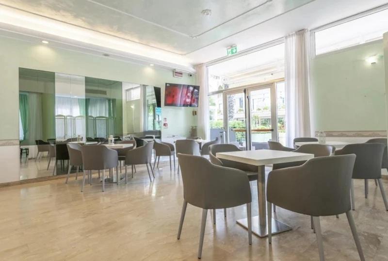 Hotel Rex Misano Adriatico Eksteriør billede